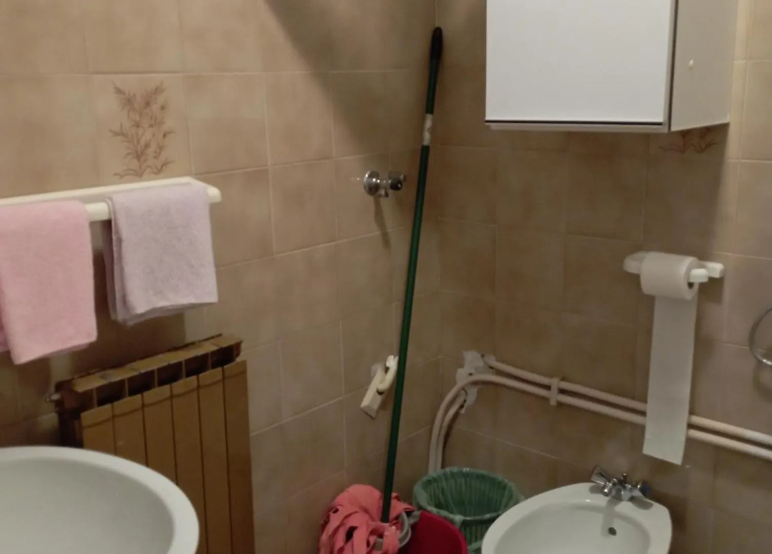 אומאג Apartman Kiwi דירה